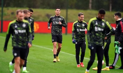 Ten Hag: "Ronaldo không hài lòng"