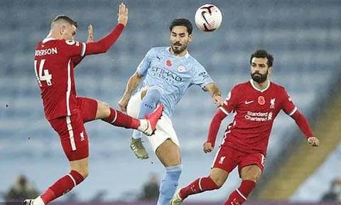 Cú ăn 4 lịch sử trên đường trở thành hiện thực ở Premier League