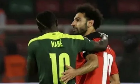 Mane đã nói gì với Salah sau trận chung kết AFCON?