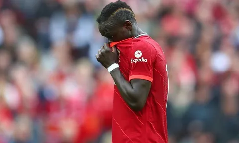 Mane 'xát muối' vào tim CĐV Liverpool