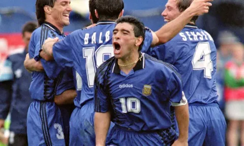 "Maradona cũng khó chen chân vào đội hình của chúng tôi"