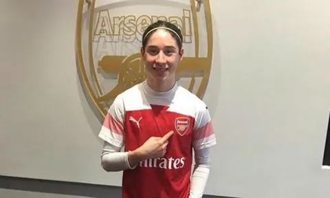 Sao trẻ Arsenal được 3 ĐTQG thèm khát