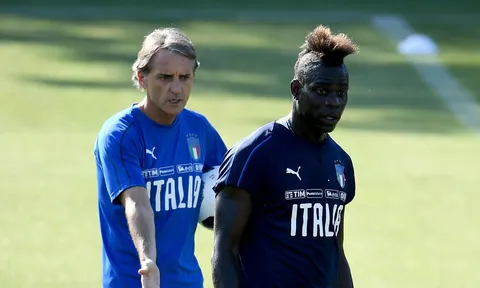 Balotelli đối mặt bước ngoặt lớn ở tuổi 31