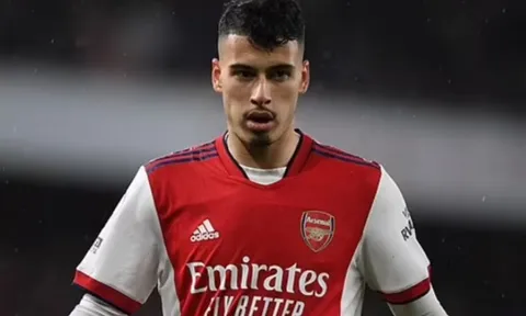 Martinelli được khuyên nên học theo 1 đồng đội tại Arsenal