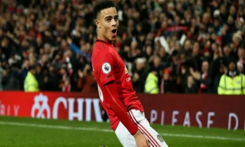 "Cầu thủ Man Utd đó cẩu thả, thiếu chuyên nghiệp, không kỷ luật"