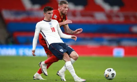"Mason Mount cần phải có thêm điều ấy mới sánh ngang De Bruyne"