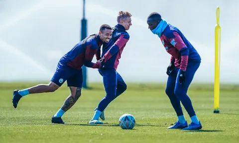 Mất họng pháo, Man City vẫn rất mạnh khi đấu Chelsea