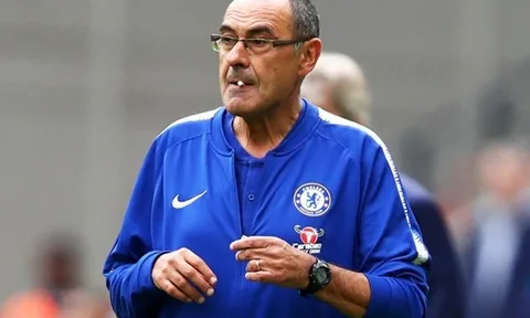 "Tôi rất ngạc nhiên với việc làm đó của Sarri!"