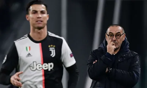 'Giữa Sarri và Ronaldo đang có mâu thuẫn lớn'