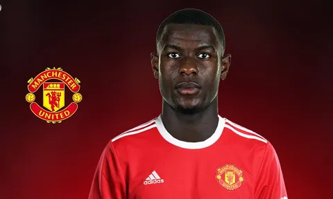 Man Utd nhắm trung vệ 17 triệu bảng