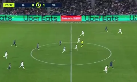 Mbappe lại chơi ích kỷ
