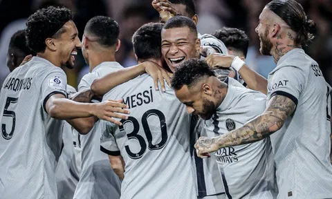 Gạt mâu thuẫn, Mbappe & Neymar cùng có hattrick giúp PSG thắng hủy diệt 7 bàn