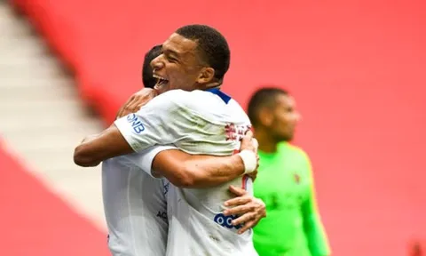 Dẹp virus Corona, Mbappe tái xuất quá biến ảo, PSG chiến thắng 3 bàn trắng