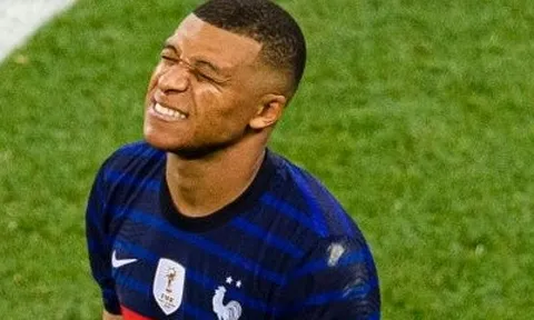 Mbappe sút hỏng penalty, Pele nói lời thật lòng