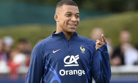 Mbappe thắng thế trong vụ tranh chấp trên tuyển Pháp
