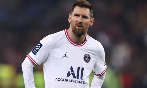 Messi đứng trước bước ngoặt ở PSG