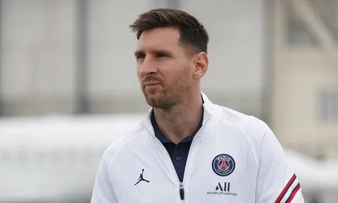 Messi có mặt, chuẩn bị xuất hiện lần đầu tiên ở C1 cho đội khác Barca