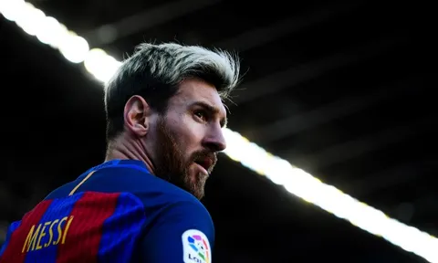 Messi: "Một số người ở Barcelona ngăn cản Neymar trở về"
