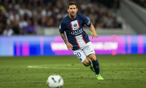 Messi lập kỷ lục mới