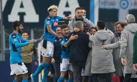 “Messi nước Ý” lên tiếng, Napoli nhọc nhằn giành 3 điểm trên đất Áo