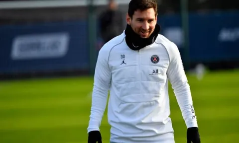 Messi sẵn sàng tái xuất