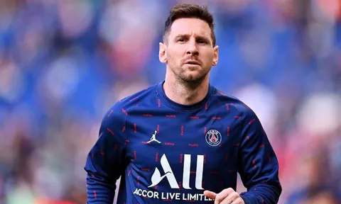 Messi sẽ bị giảm lương nếu gia hạn hợp đồng cùng PSG