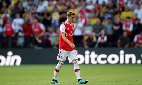 Chuẩn bị rời Arsenal, Guendouzi tiết lộ sự thật về Mesut Ozil