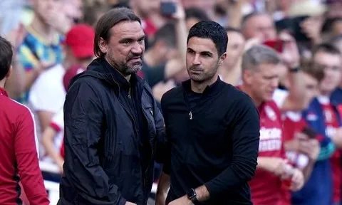 Mikel Arteta đang phải chơi trò mạo hiểm ở Arsenal