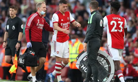Mikel Arteta lo sót vó vì máy quét tuyến giữa Arsenal