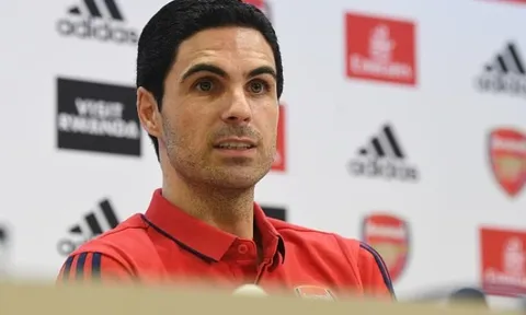 'Arteta phải vào phòng thay đồ, sau đó nói rằng đó là luật của cậu ấy'