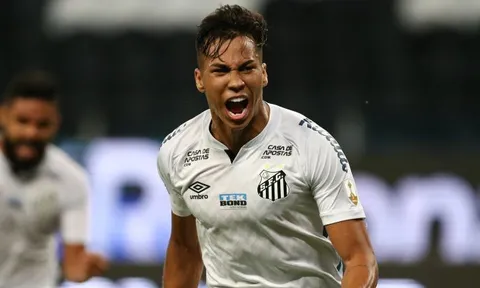 Milan vượt lên Arsenal, Chelsea và Juve trong thương vụ tiểu Neymar