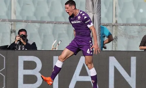 Chịu thua, La Viola hai tay 'dâng' sao 30 triệu euro cho Man Utd