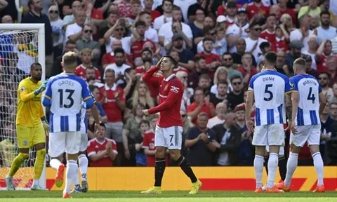 Mở màn Premier League: Ten Hag, Gerrard ê chề