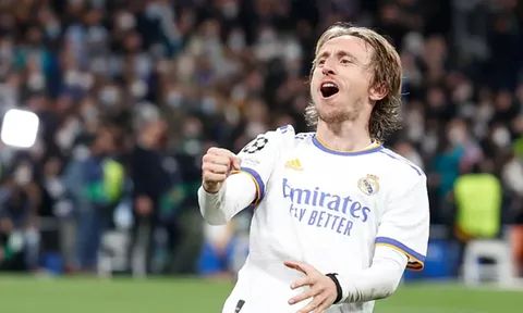 Hạ Liverpool, Modric chốt tương lai với Real Madrid