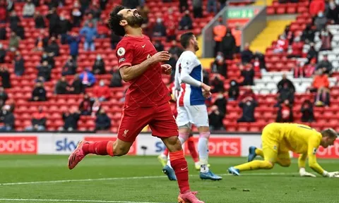 Mohamed Salah bị chỉ trích là “kẻ tham lam”, Jurgen Klopp chốt luôn 1 câu