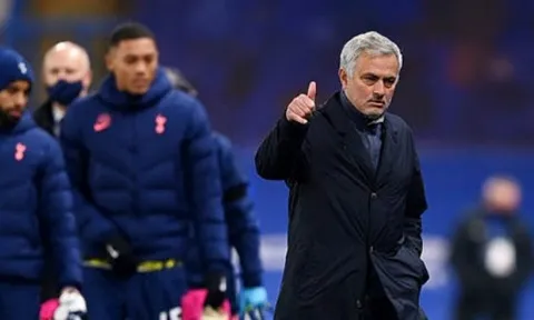 Tại sao Mourinho "thực sự" hài lòng với 1 điểm mang về?