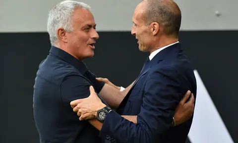 Mourinho hay nhất Serie A tháng 8