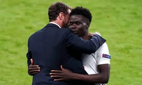 Mourinho hiến kế cho Southgate về cách sử dụng Saka
