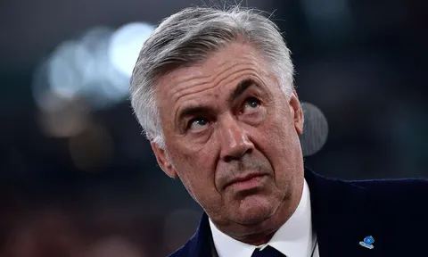 "Mourinho không hợp với Tottenham, nên là ông ấy"