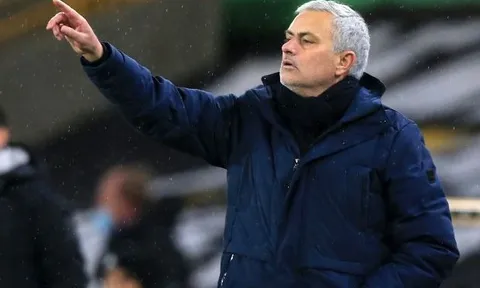 Mourinho quyết tranh "sát thủ vạn người mê" với Chelsea