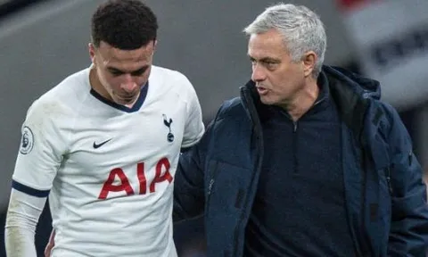 Mourinho ra tối hậu thư: “Cậu ta phải nắm bắt cơ hội bằng cả hai tay”