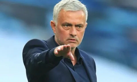 Jose Mourinho "tấn công" Man United, đón trò cũ giá 30 triệu bảng