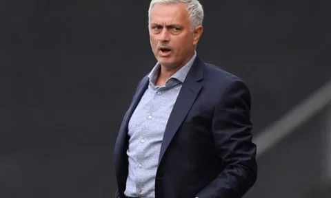 Mourinho tiết lộ "bí quyết" đưa Tottenham vô địch Ngoại hạng Anh