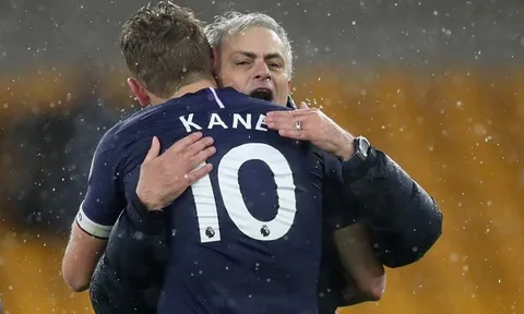Mourinho và chiến thắng "tuyệt vời" trước Wolves