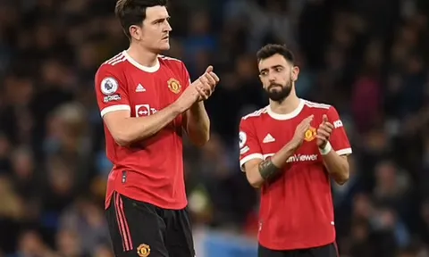 Gary Neville: "Họ đã bỏ cuộc"