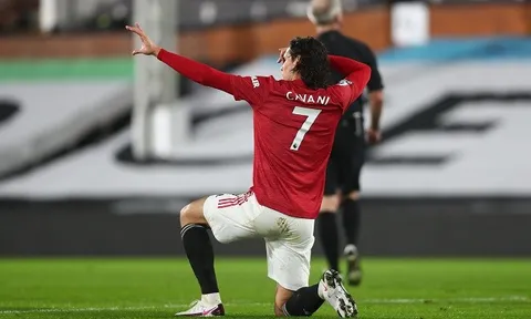 CLB đầu tiên xác nhận không mua Edinson Cavani