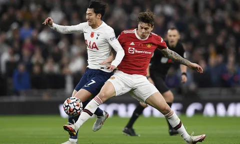 MU đấu Tottenham: Hãy là chính mình, Ronaldo!