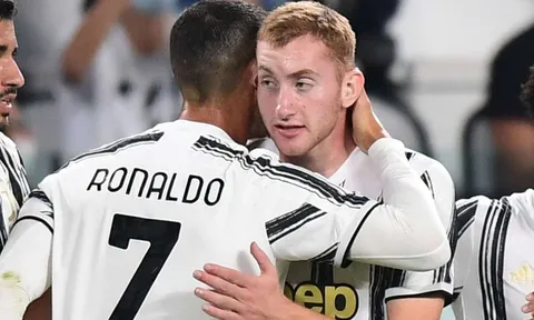 M.U hỏi mua Ronaldo và “cơn lốc biên phải” của Juventus