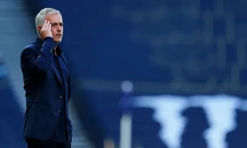 M.U nhăm nhe cướp "báu vật" 120 triệu, Mourinho trải lòng thẳng thắn