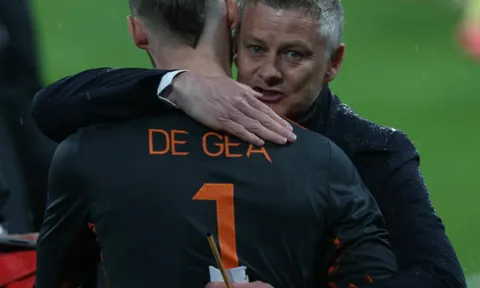 M.U thất bại, Solskjaer "lâm nguy" vì động thái từ nhà Glazer